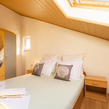 Marva Stylish Mediterranean Accomodation With Beautiful View Zubovici Room photo