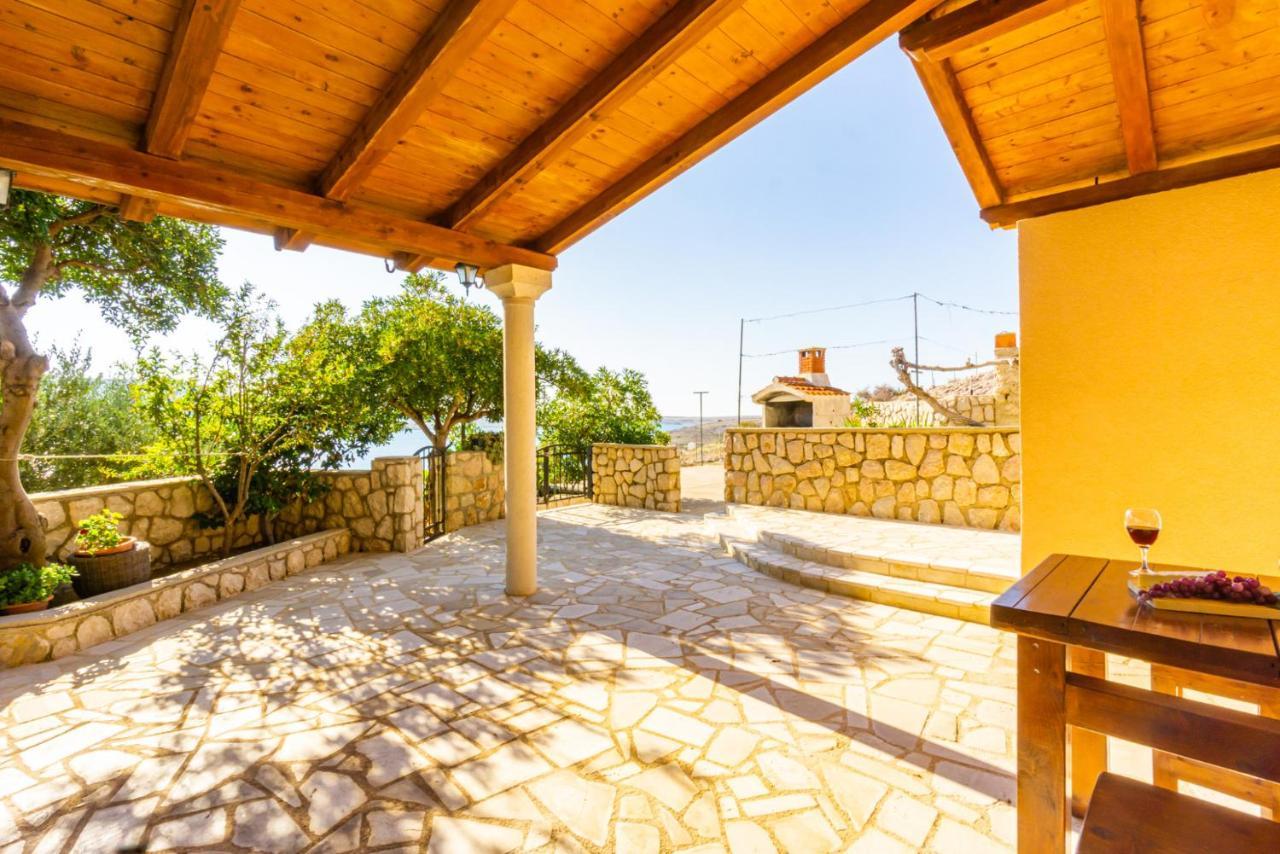 Marva Stylish Mediterranean With Beautiful View Apartment Zubovici